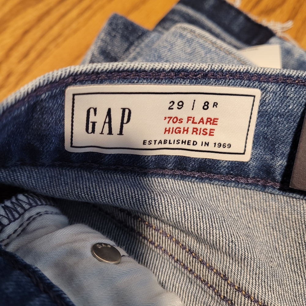 GAP Two-Tone Blue 70's Flare High Rise Jeans - Picture 8 of 15